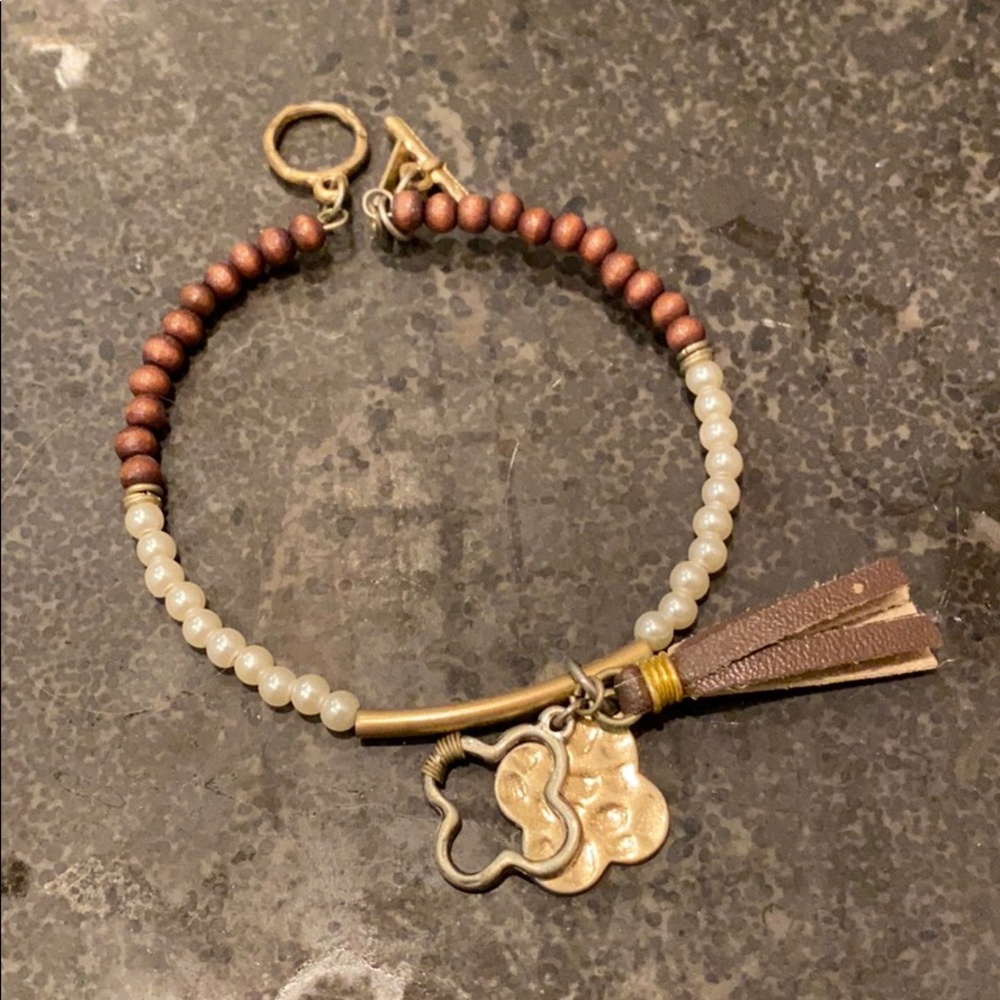 NEVER WORN. beaded bangle bracelet